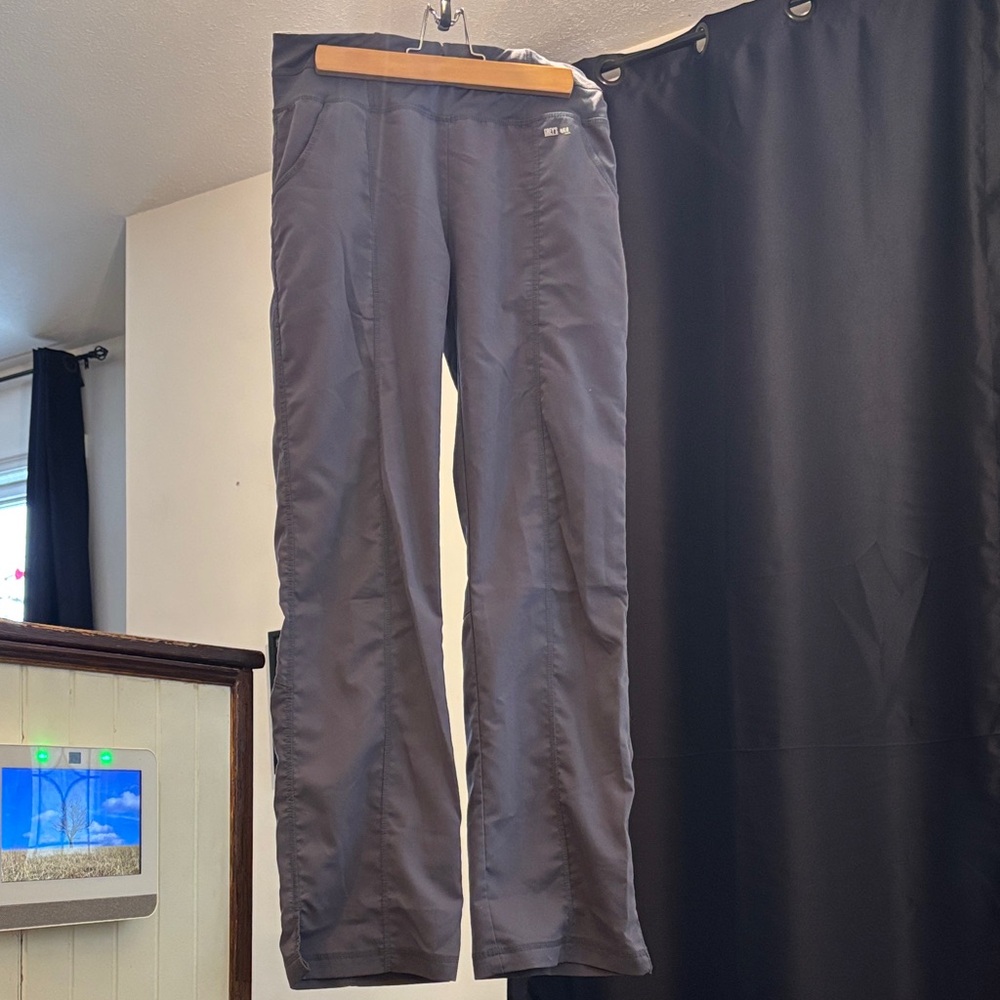 Barco Uniforms Women's Gray Straight Leg Scrub Pants